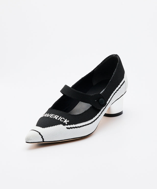 Pointed-Toe Metal Heel