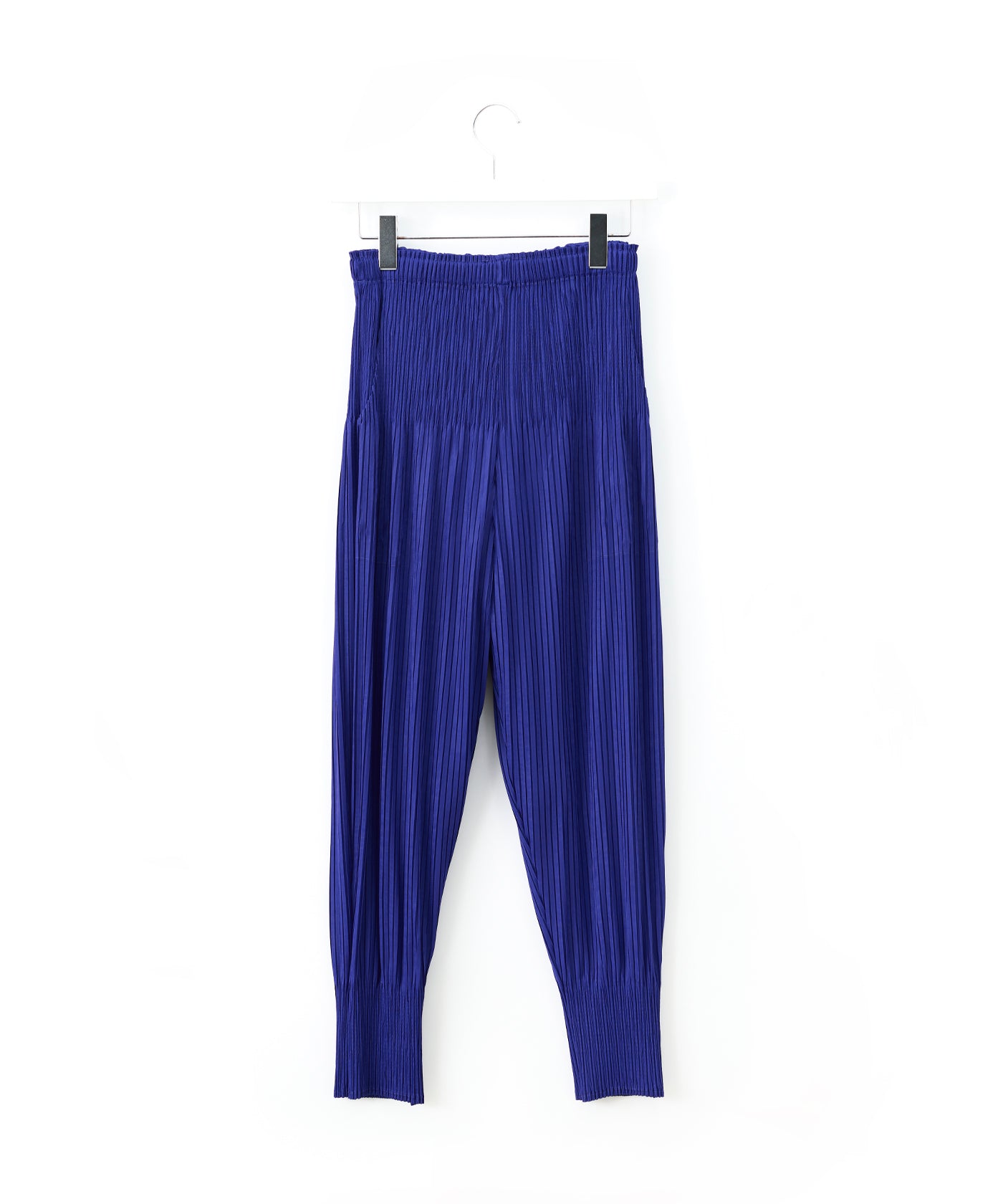 Tapered Pleated Pants