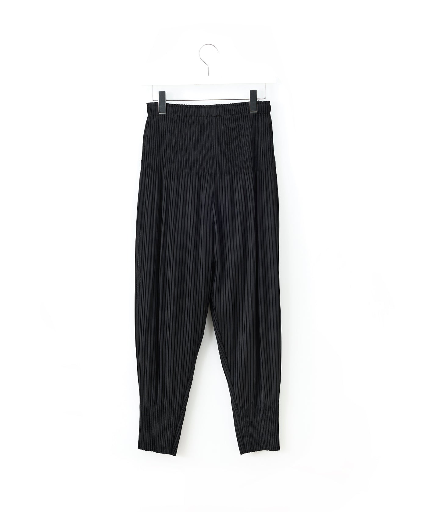 Tapered Pleated Pants