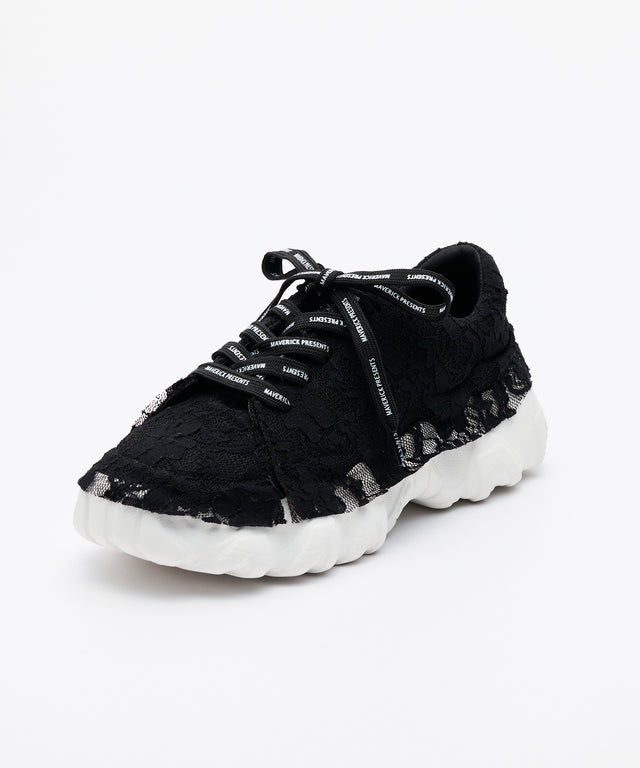 Bumpy Sole Lace Sneaker - Black