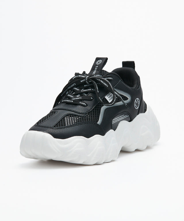 Closed-Toe Sneaker Sandals