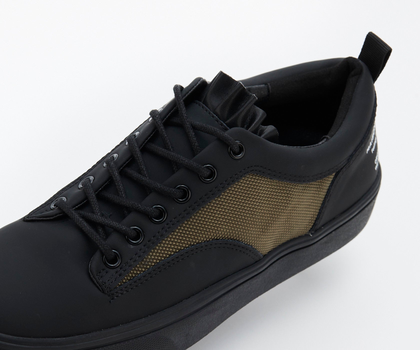 MAVERICK Classic Low-Cut Sneakers - Khaki – MAISON MAVERICK